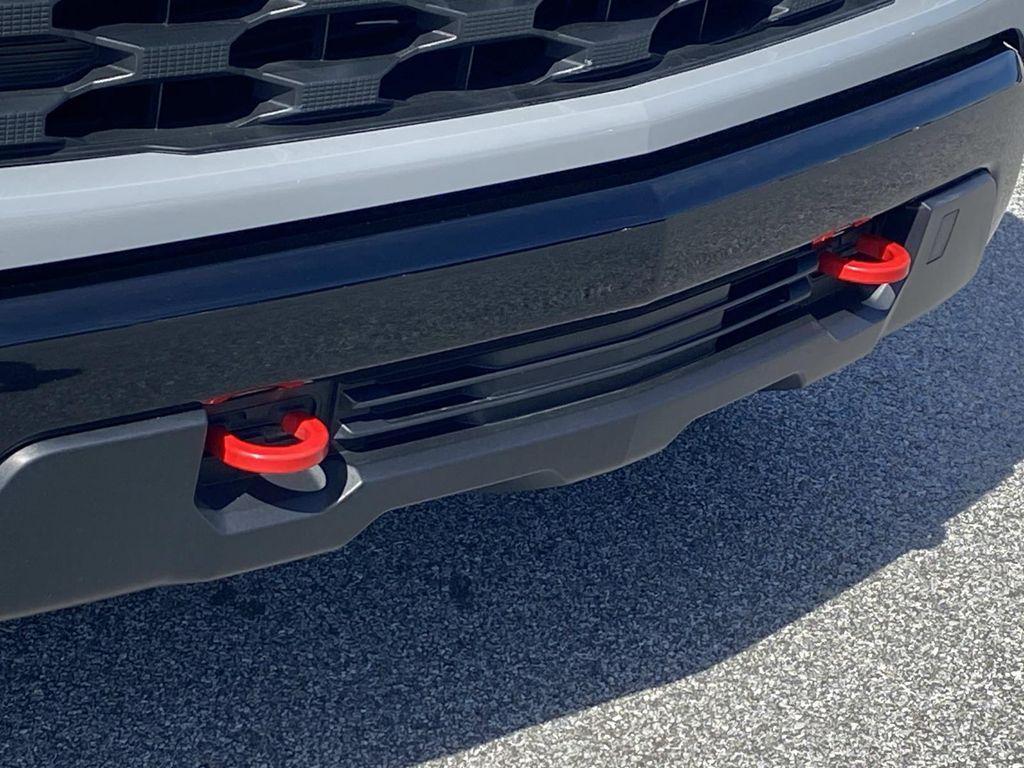 used 2024 Chevrolet Silverado 1500 car, priced at $38,290