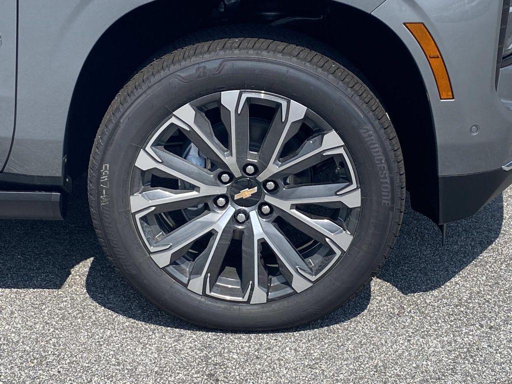 new 2026 Chevrolet Suburban car, priced at $87,789