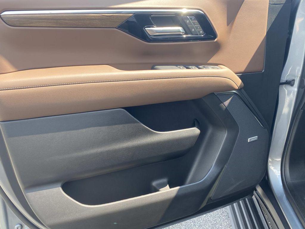 new 2026 Chevrolet Suburban car, priced at $87,789