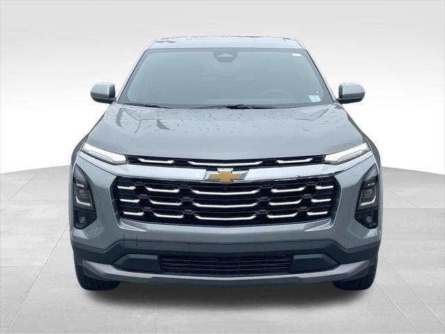 new 2026 Chevrolet Equinox car, priced at $32,990