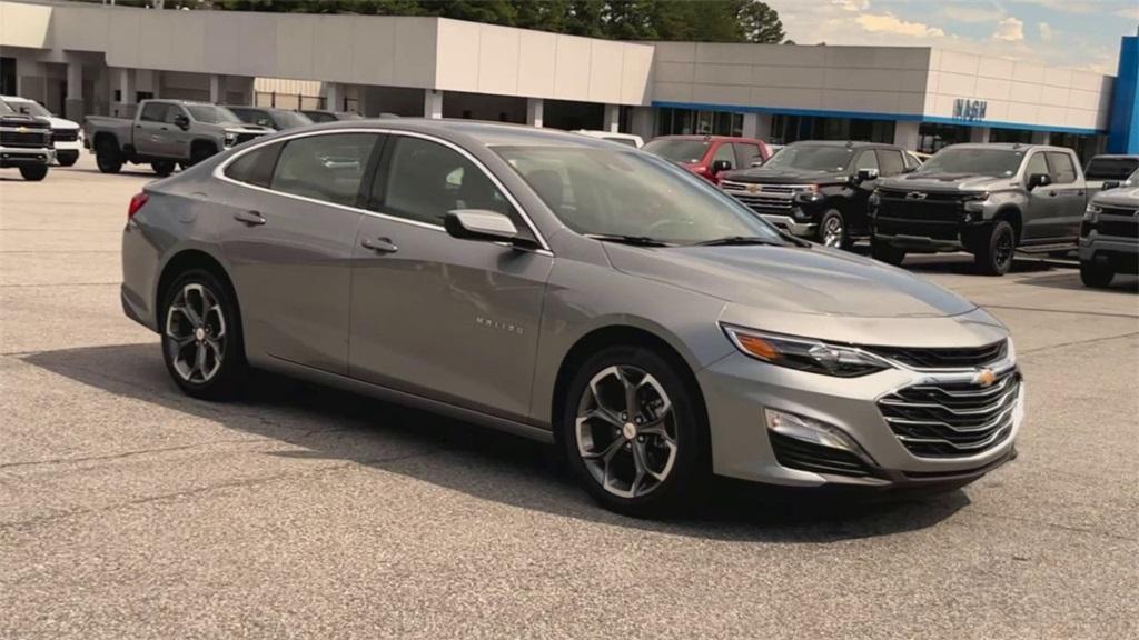 new 2024 Chevrolet Malibu car, priced at $24,545