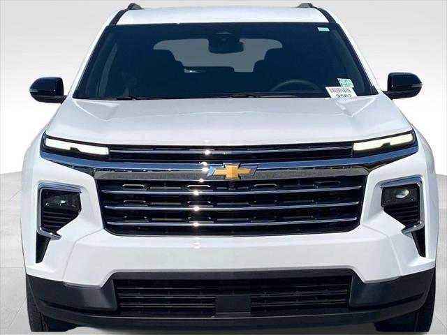 new 2025 Chevrolet Traverse car, priced at $40,549
