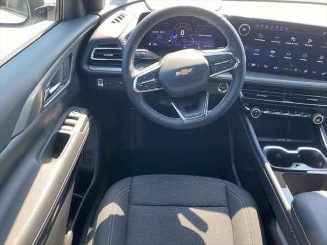 new 2025 Chevrolet Traverse car, priced at $40,549