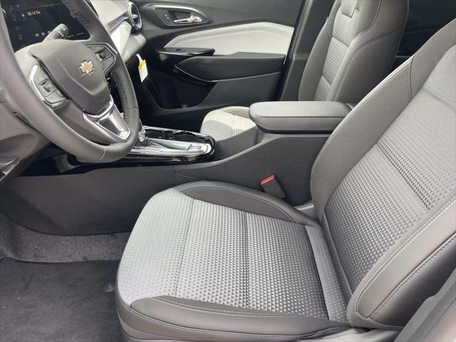 new 2025 Chevrolet Trax car, priced at $24,720
