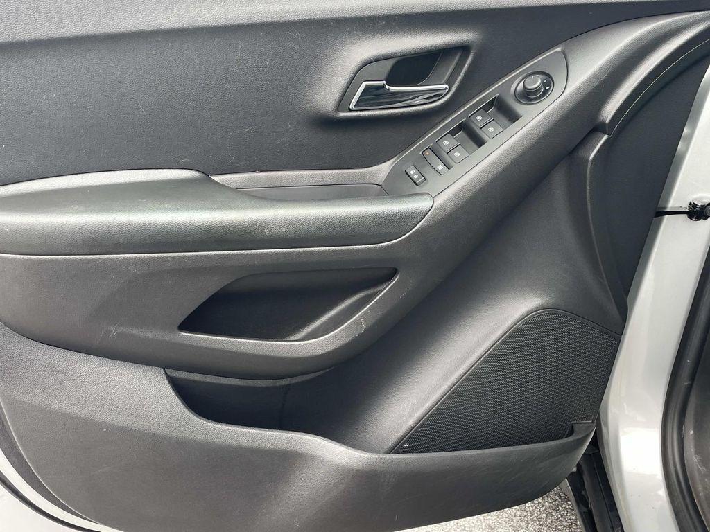 used 2022 Chevrolet Trax car, priced at $18,490