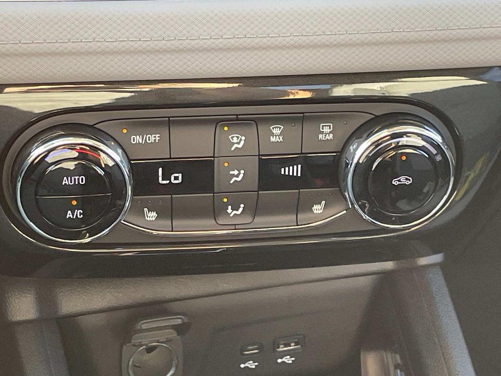 new 2026 Chevrolet TrailBlazer car, priced at $27,801