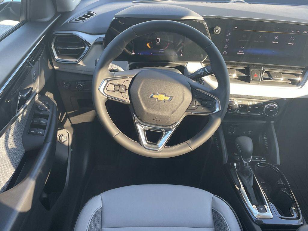 new 2026 Chevrolet TrailBlazer car, priced at $27,801