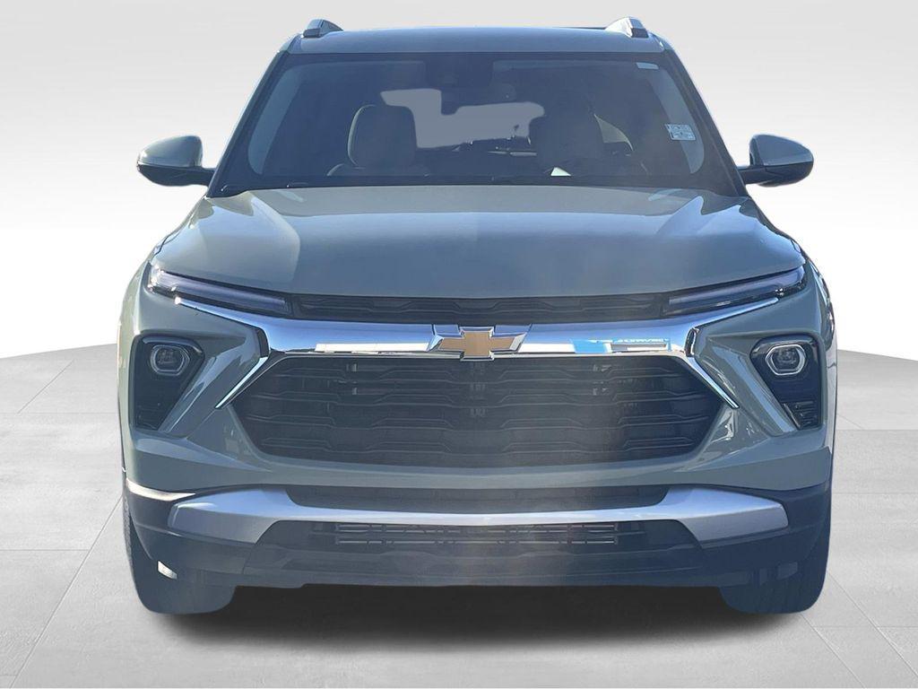 new 2026 Chevrolet TrailBlazer car, priced at $27,801