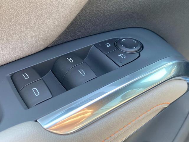 new 2025 Chevrolet Traverse car, priced at $40,549