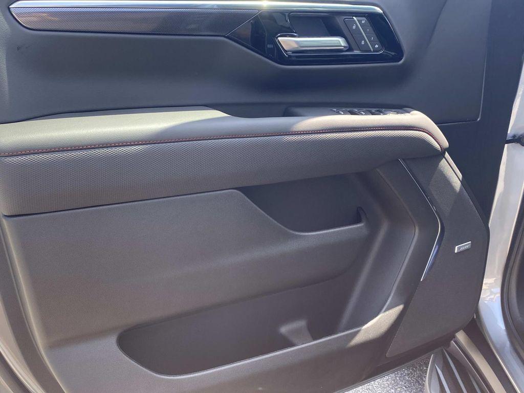 new 2025 Chevrolet Suburban car, priced at $72,990