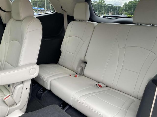 used 2022 Buick Enclave car, priced at $30,190