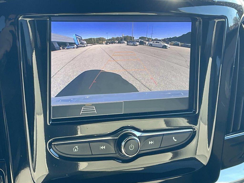 used 2022 Chevrolet Traverse car, priced at $23,890