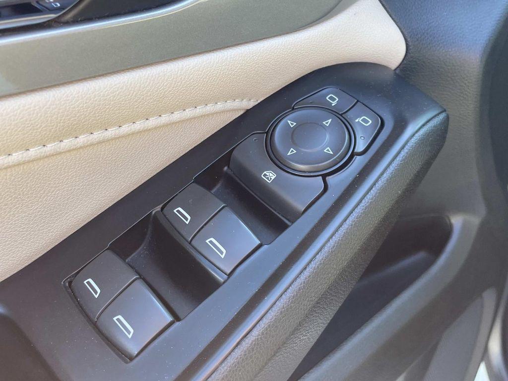 used 2022 Chevrolet Traverse car, priced at $23,890