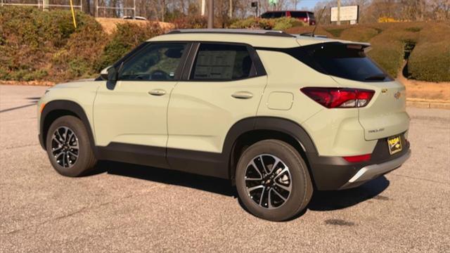 new 2025 Chevrolet TrailBlazer car, priced at $27,507