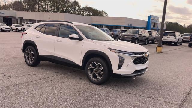 new 2025 Chevrolet Trax car, priced at $24,399