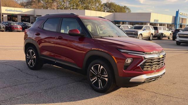 new 2025 Chevrolet TrailBlazer car, priced at $28,463