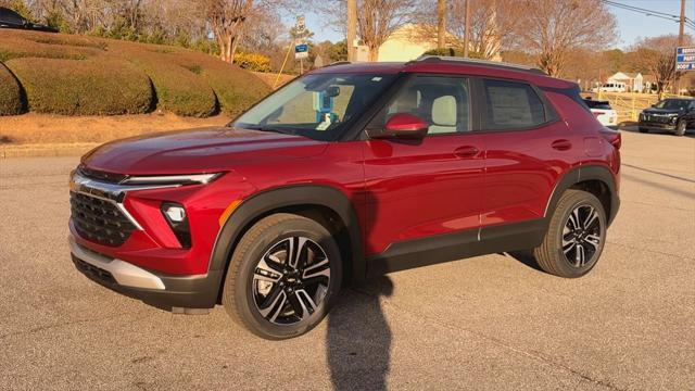 new 2025 Chevrolet TrailBlazer car, priced at $28,463