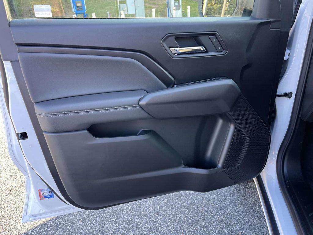 new 2026 Chevrolet Colorado car, priced at $36,952