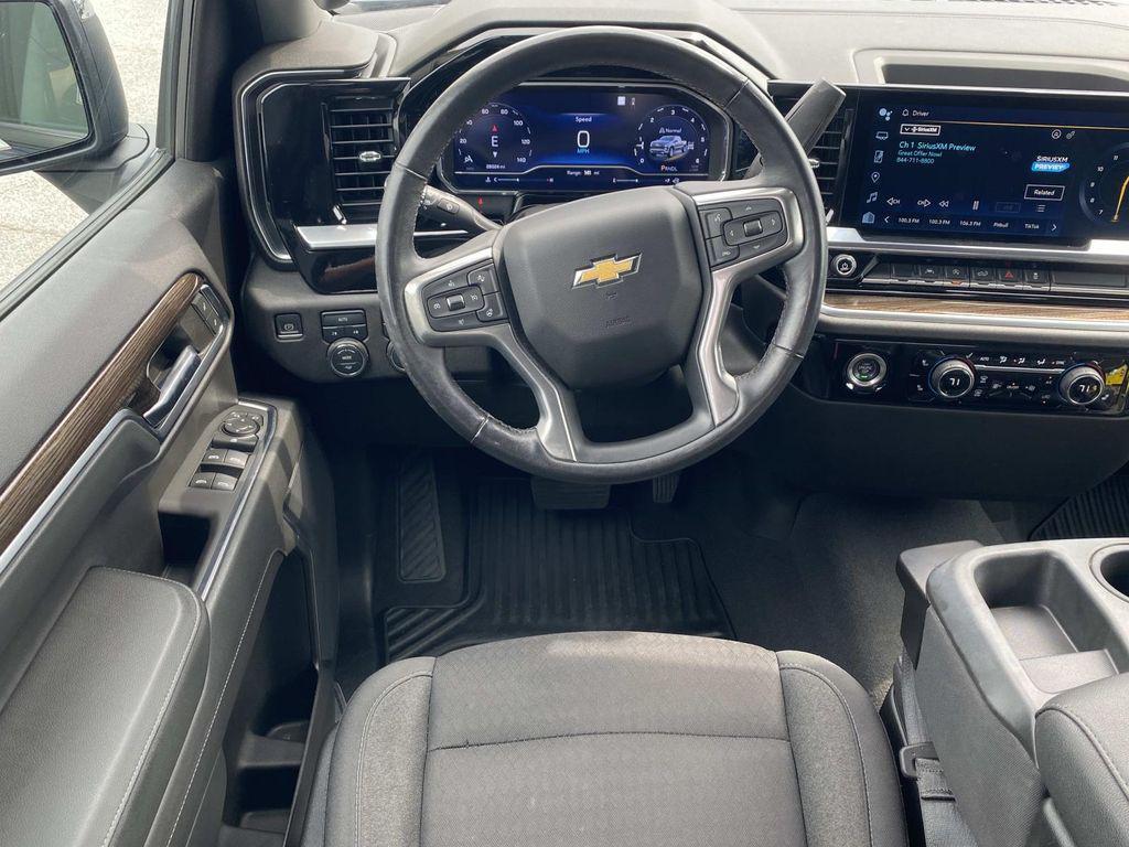 used 2022 Chevrolet Silverado 1500 car, priced at $35,490
