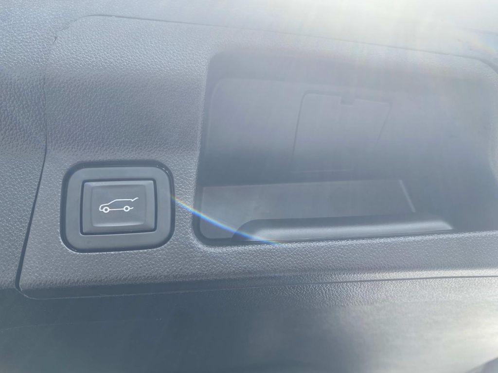 used 2023 GMC Acadia car, priced at $25,990