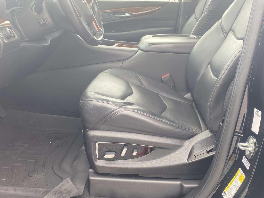 used 2020 Cadillac Escalade ESV car, priced at $30,490