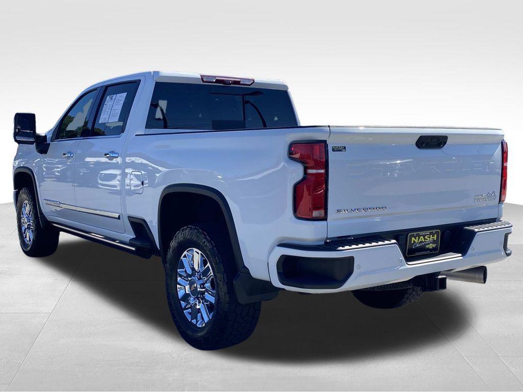 used 2024 Chevrolet Silverado 2500 car, priced at $61,490