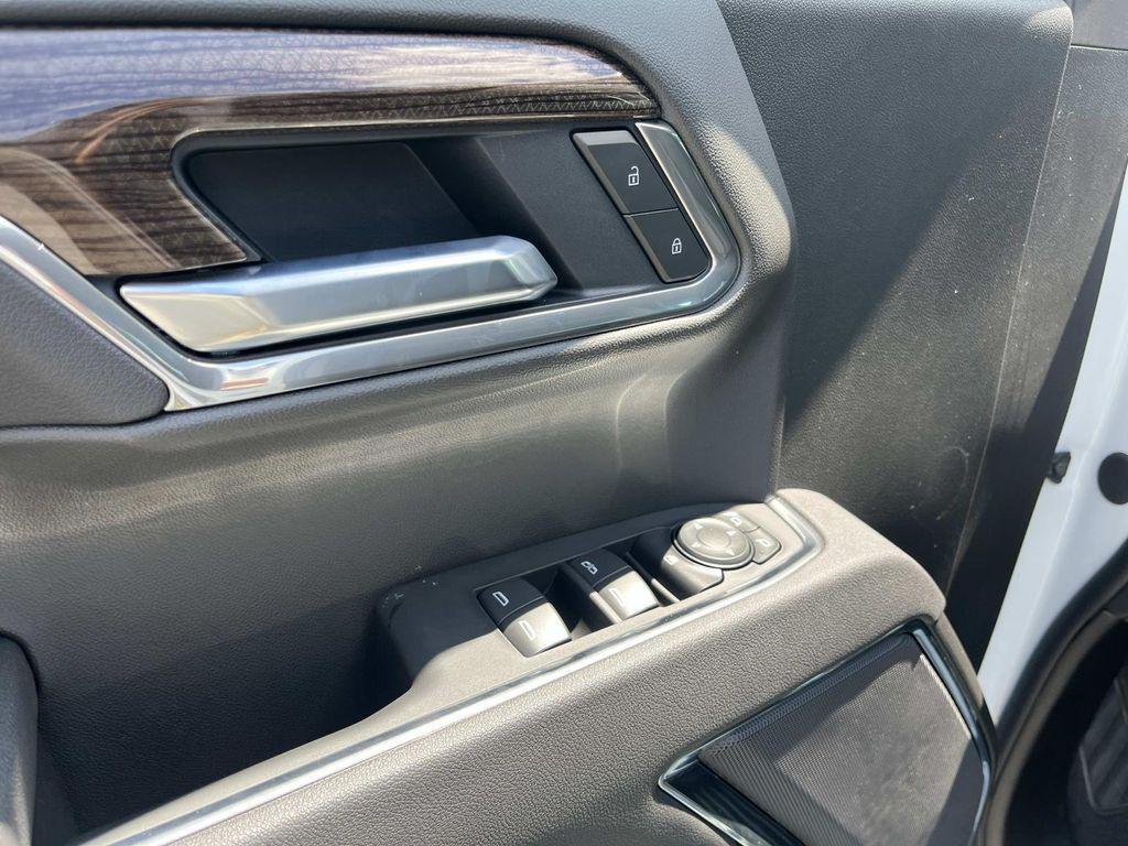 new 2025 Chevrolet Silverado 1500 car, priced at $43,610