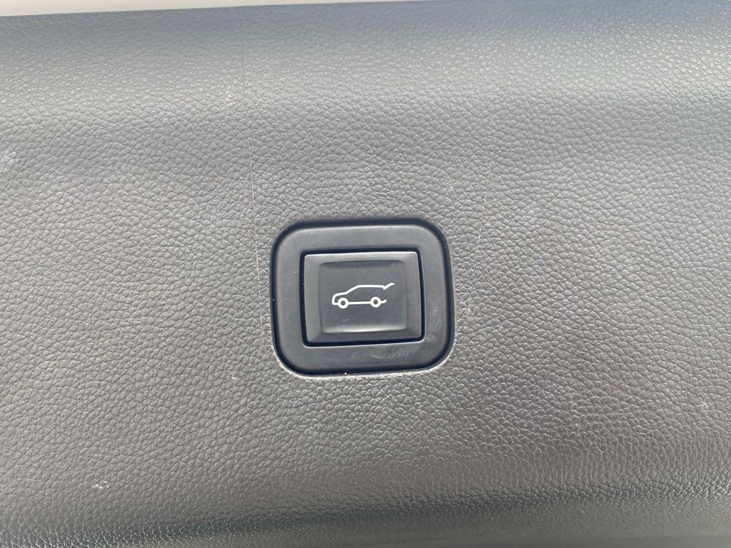 used 2022 Buick Enclave car, priced at $28,290