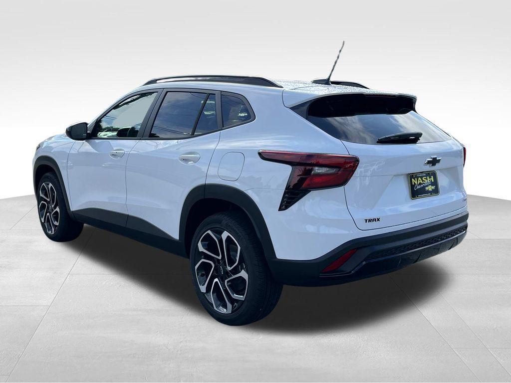 new 2025 Chevrolet Trax car, priced at $25,222
