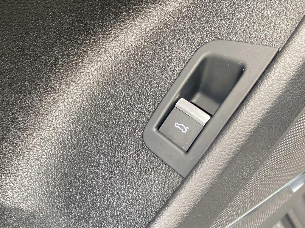 used 2018 Audi Q7 car, priced at $12,490