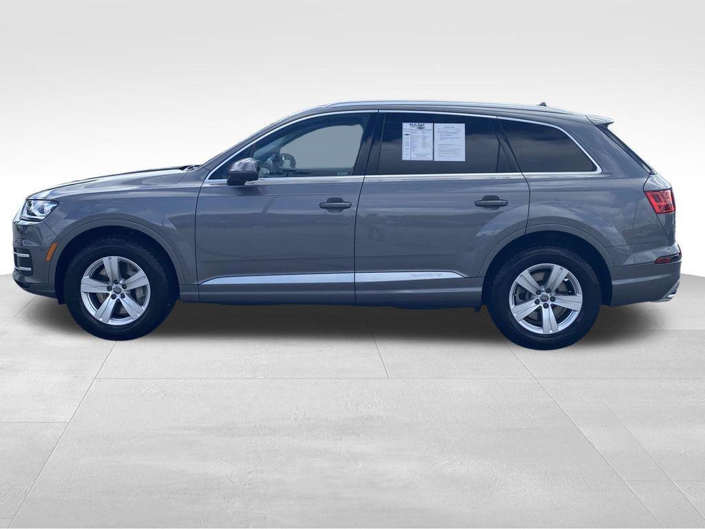 used 2018 Audi Q7 car, priced at $12,490