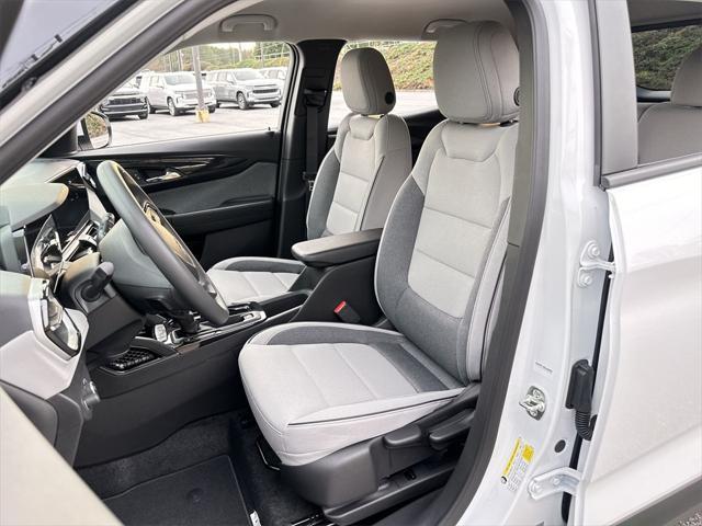 new 2025 Chevrolet TrailBlazer car, priced at $25,488