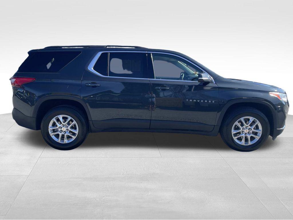used 2021 Chevrolet Traverse car, priced at $23,790