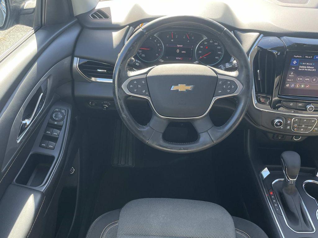 used 2021 Chevrolet Traverse car, priced at $23,790