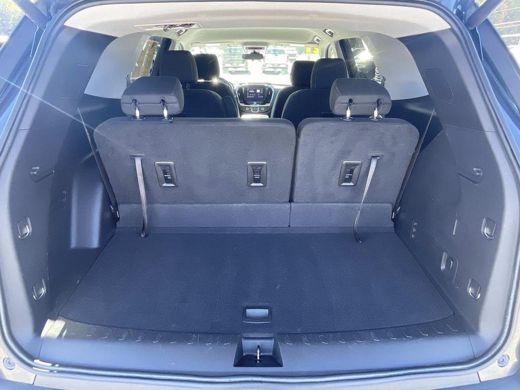 used 2021 Chevrolet Traverse car, priced at $23,790
