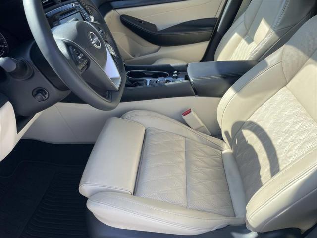 used 2023 Nissan Maxima car, priced at $29,990