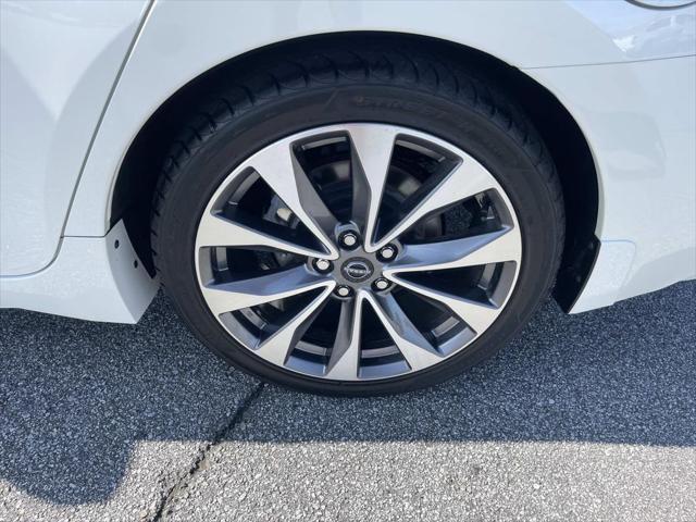 used 2023 Nissan Maxima car, priced at $29,990