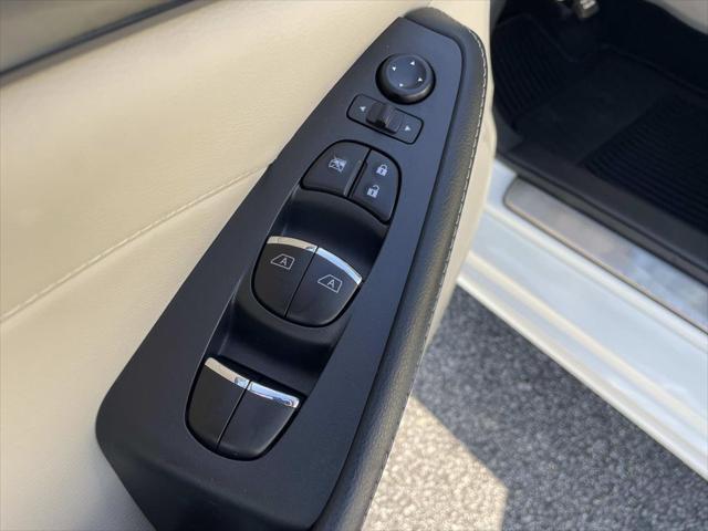 used 2023 Nissan Maxima car, priced at $29,990