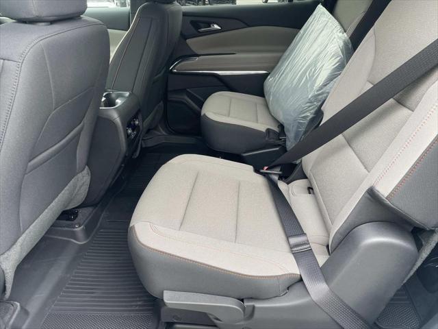 new 2025 Chevrolet Traverse car, priced at $41,227