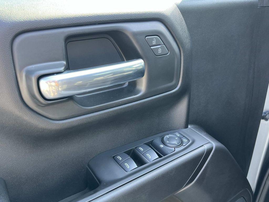 new 2025 Chevrolet Silverado 1500 car, priced at $41,500