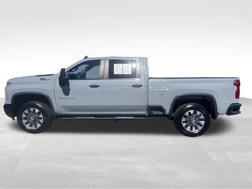 used 2024 Chevrolet Silverado 2500 car, priced at $52,290