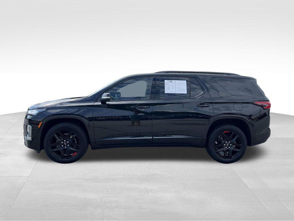 used 2024 Chevrolet Traverse car, priced at $42,990