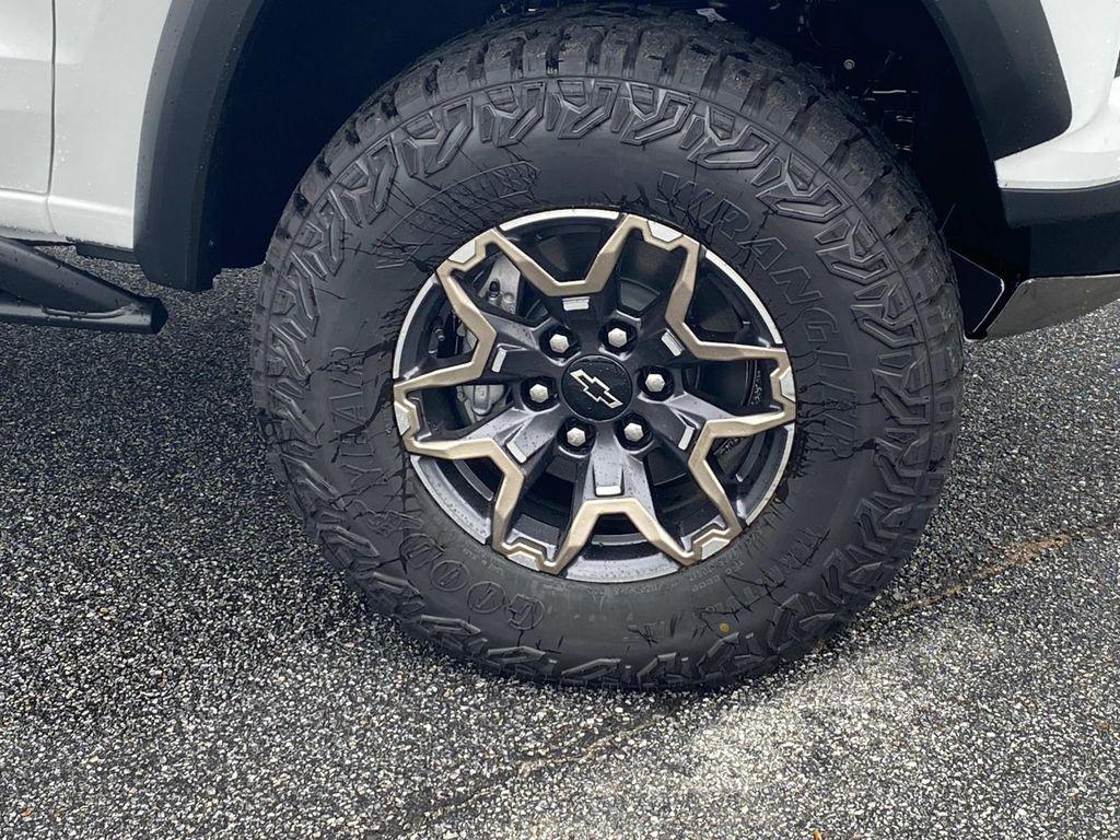 new 2026 Chevrolet Colorado car, priced at $54,247