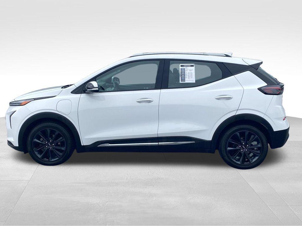 used 2022 Chevrolet Bolt EUV car, priced at $24,390