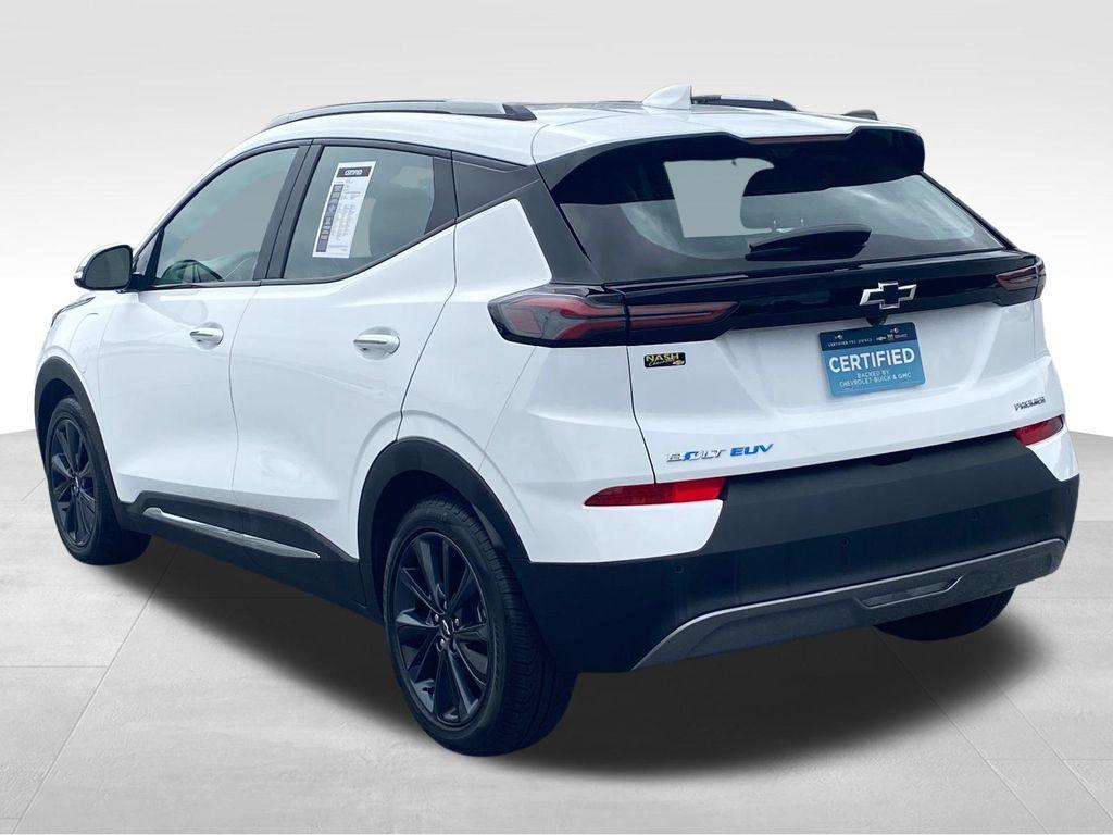 used 2022 Chevrolet Bolt EUV car, priced at $24,390