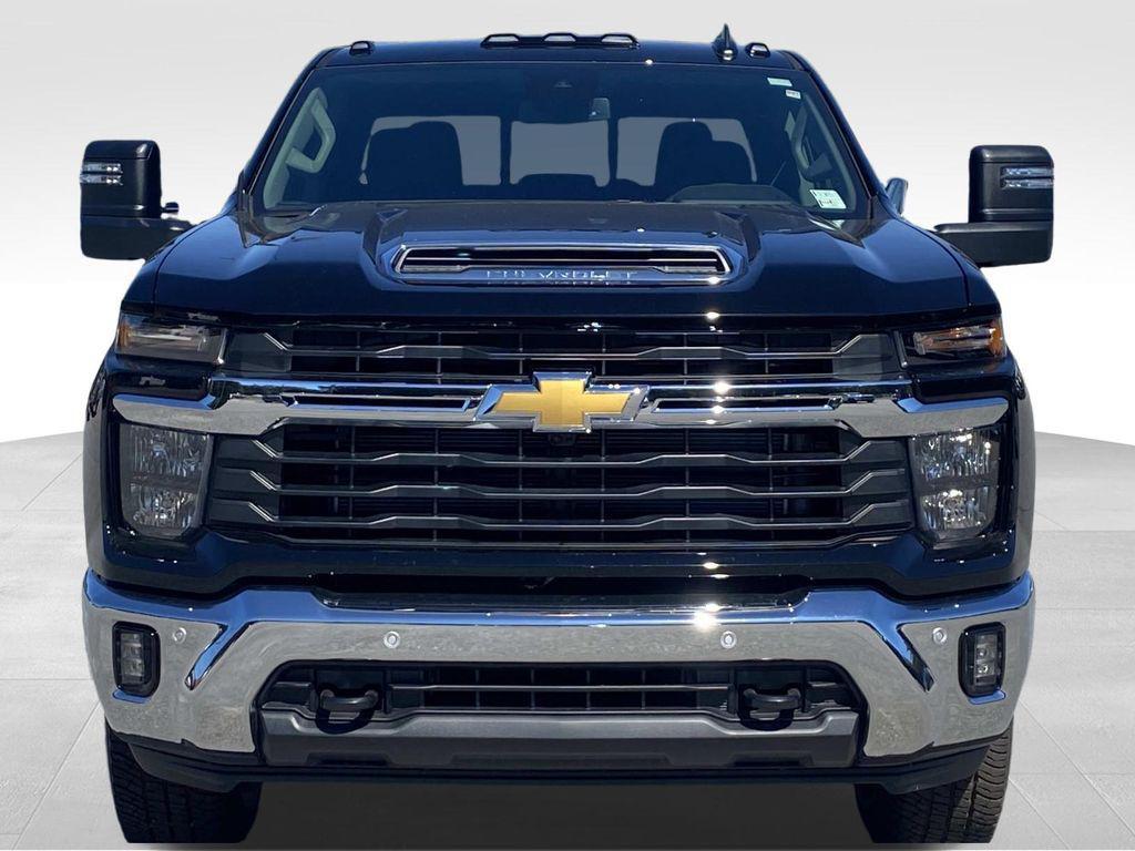 new 2026 Chevrolet Silverado 2500 car, priced at $60,067