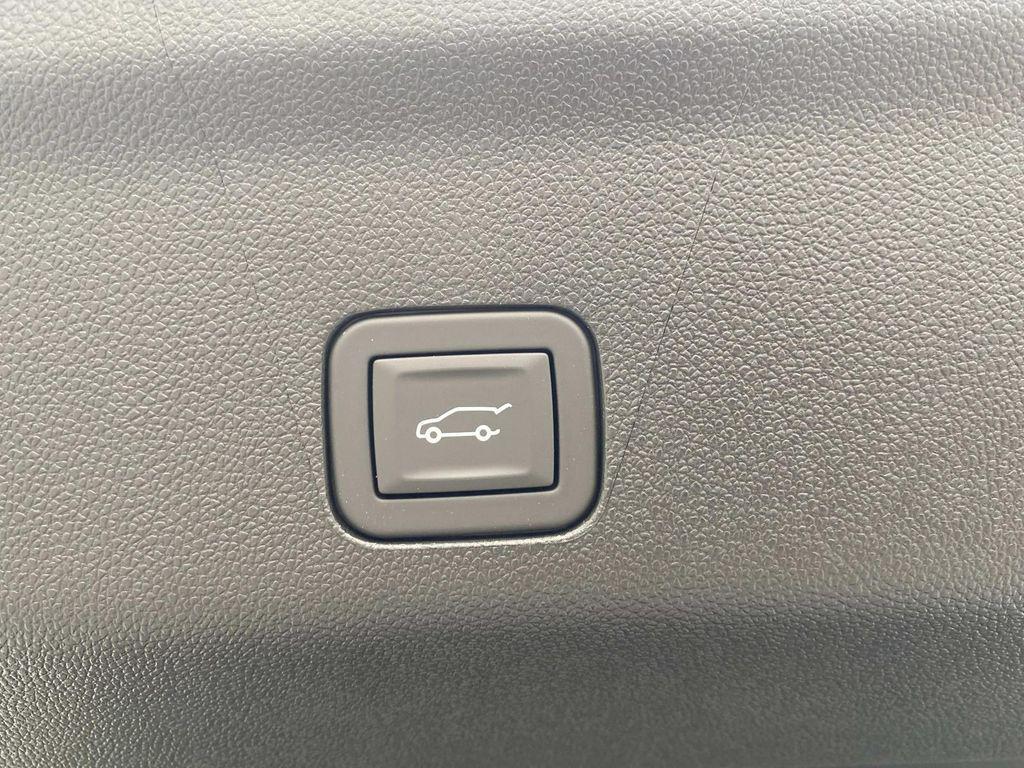 new 2025 Chevrolet Tahoe car, priced at $70,762