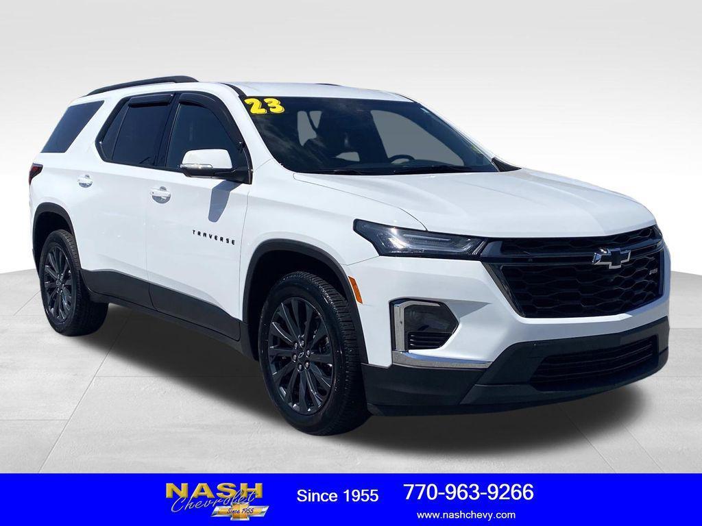 used 2023 Chevrolet Traverse car, priced at $32,490