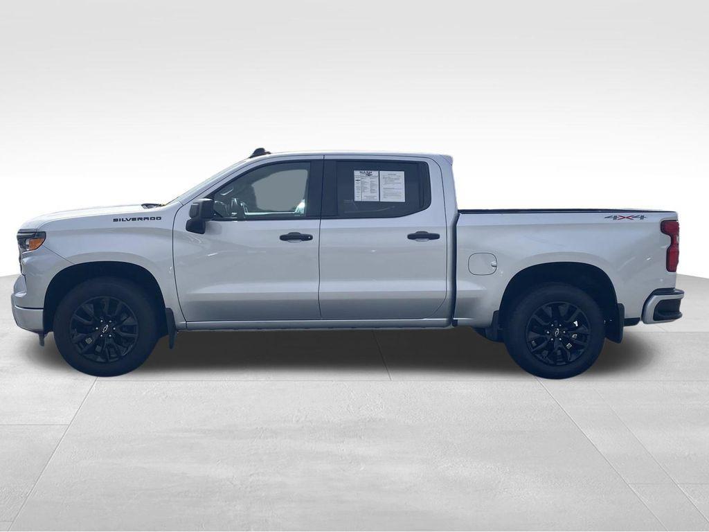 used 2022 Chevrolet Silverado 1500 car, priced at $30,290