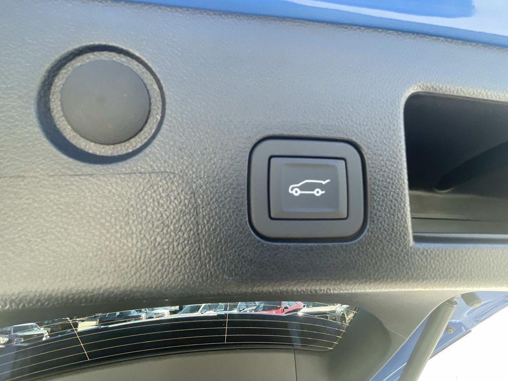 new 2026 Chevrolet Equinox car, priced at $32,917